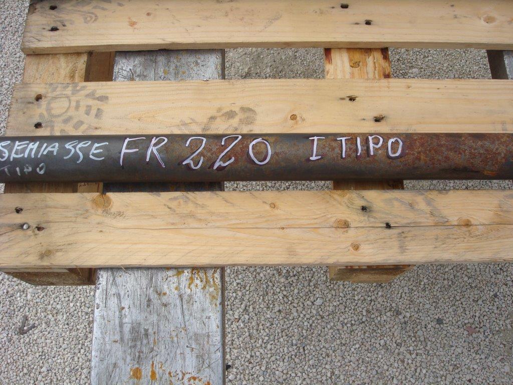 Demi-arbre pour Fiat Hitachi FR220 Photo 1