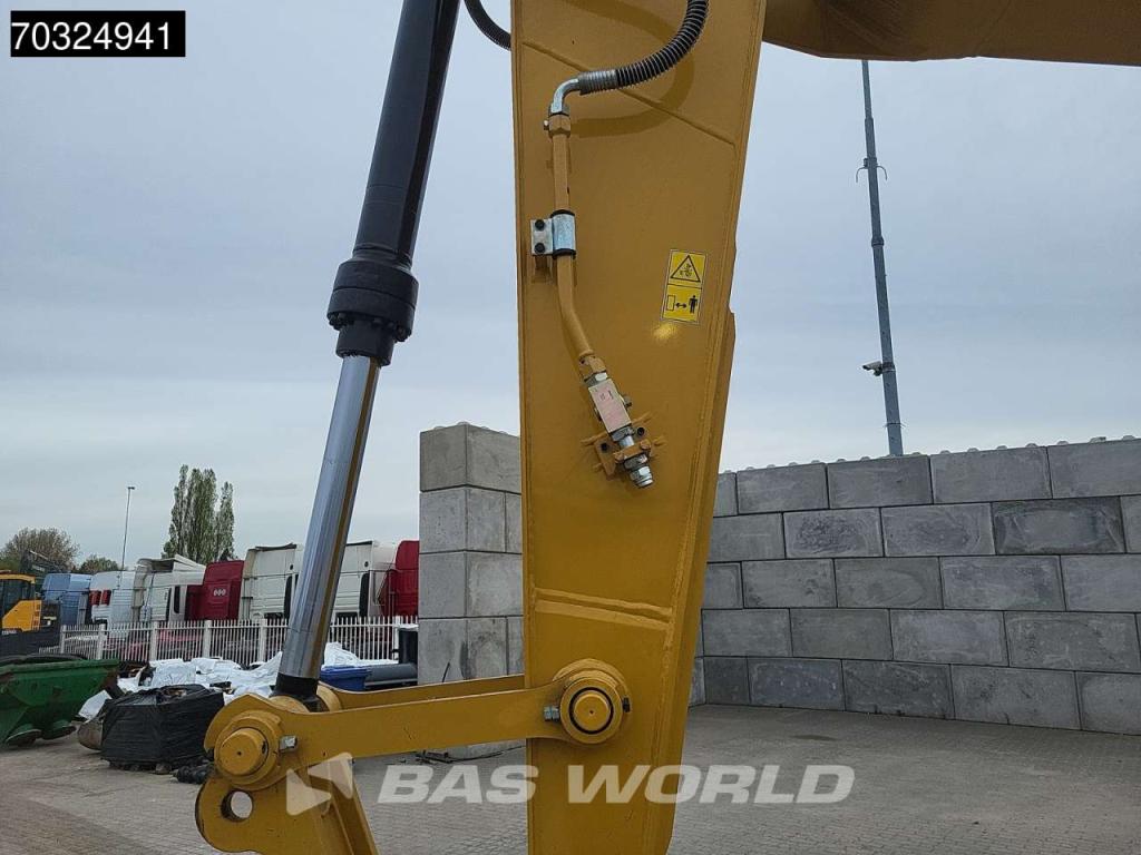 Caterpillar 320 D3 GC Photo 10