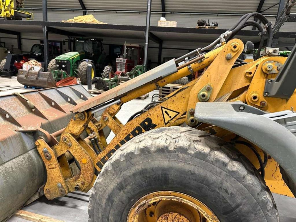 Liebherr L542 L 542 | Electric problem Photo 11