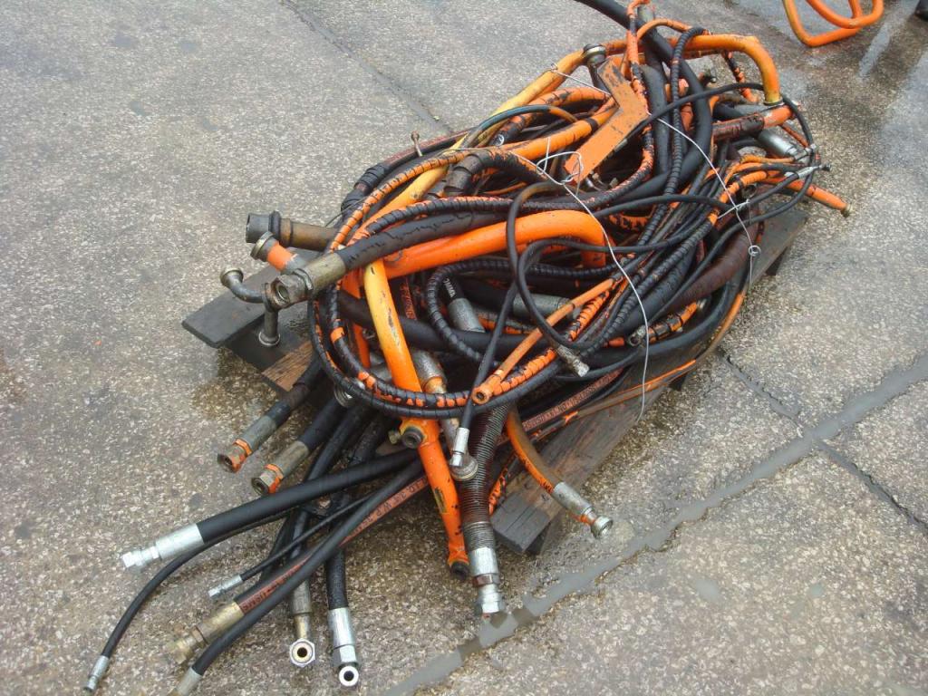 Tuyeau hydraulique pour Fiat Hitachi EX 215 Photo 5