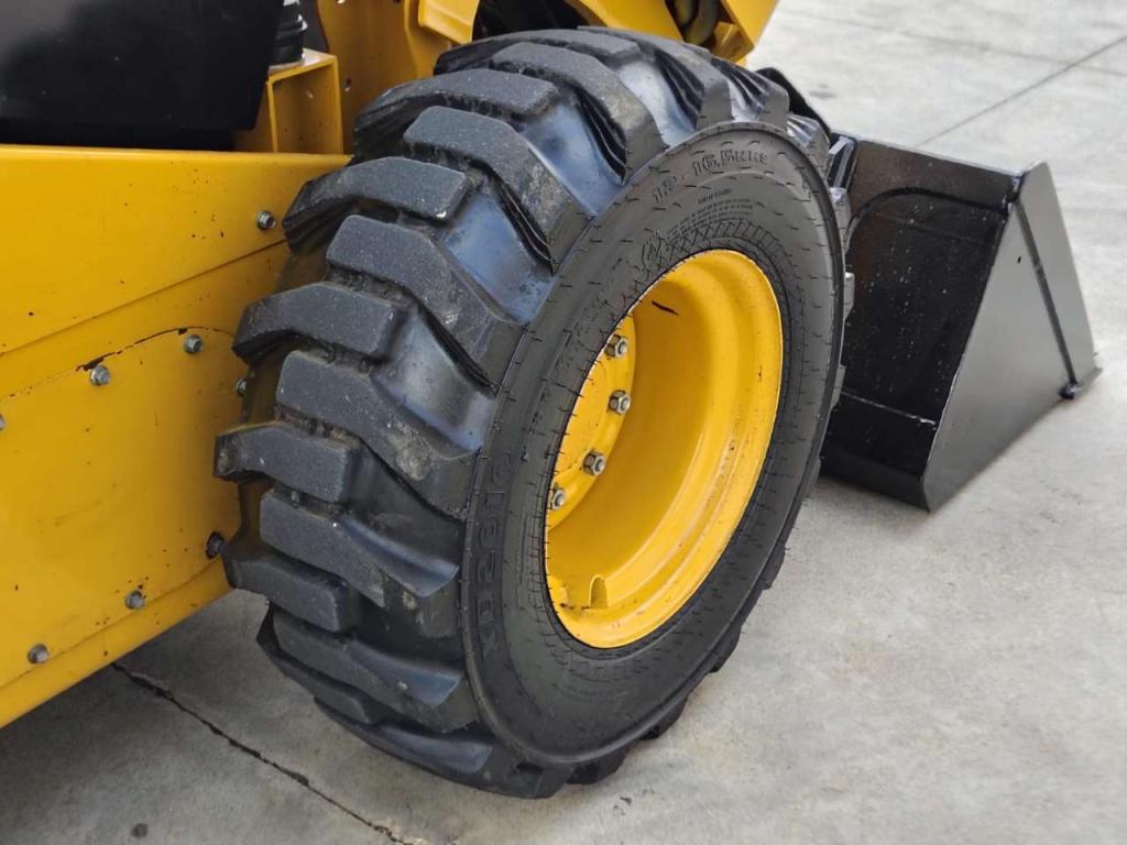 Caterpillar 262 D Photo 16