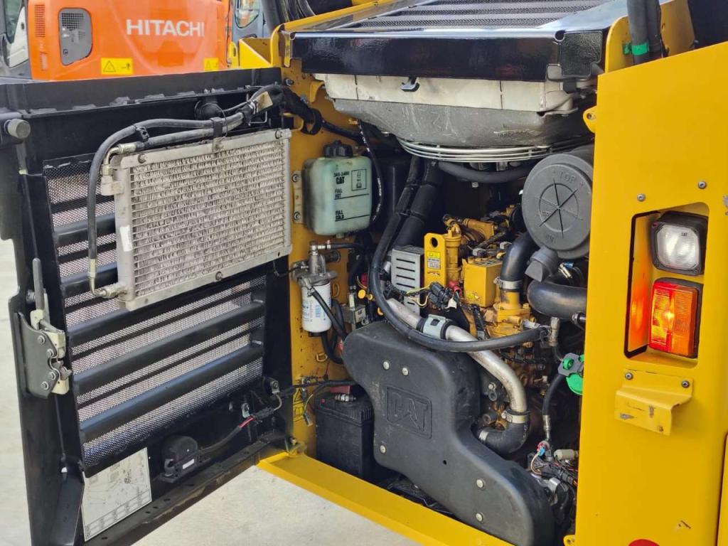 Caterpillar 262 D Photo 9
