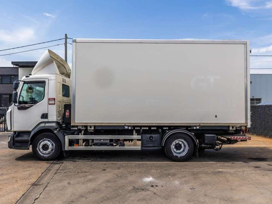 Renault D14 250 + DHOLLANDIA Photo 2