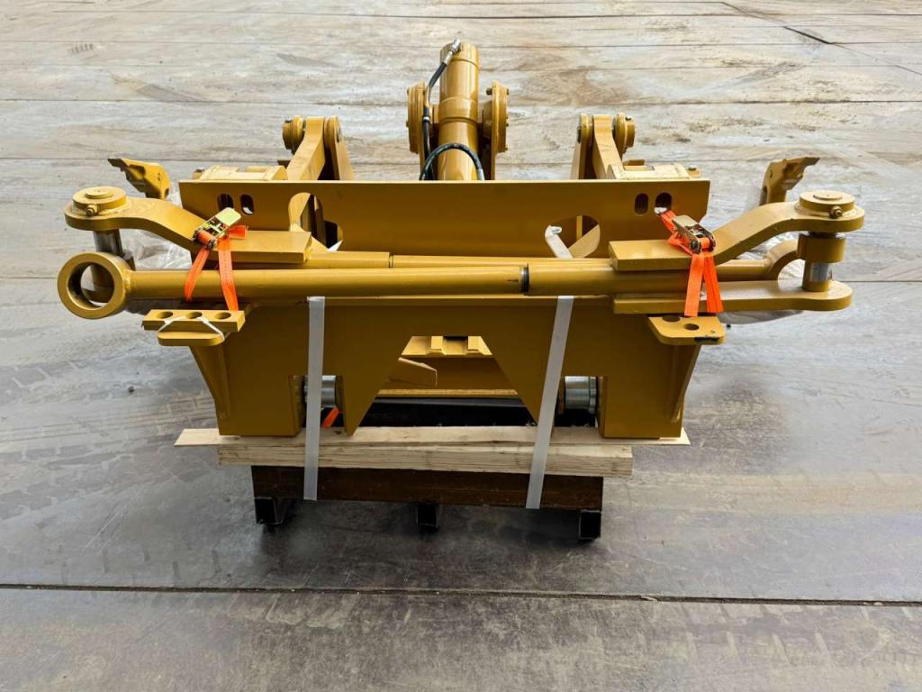 Caterpillar 12M-2 12M-3 140M-2 140M-3 160M-2 Ripper Photo 4