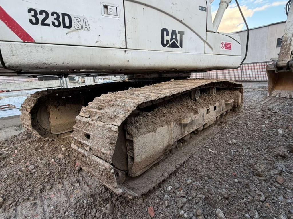 Caterpillar 323DSA Photo 16
