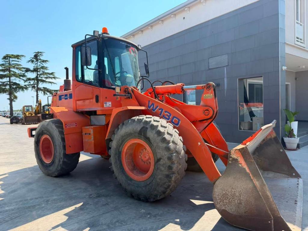 Fiat Hitachi W130A Photo 2