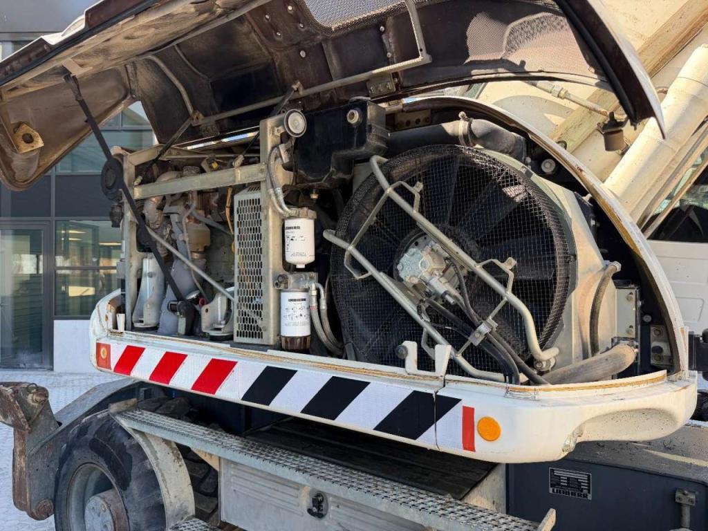Liebherr A914 Compact 5x attachment - Good working condition Photo 28