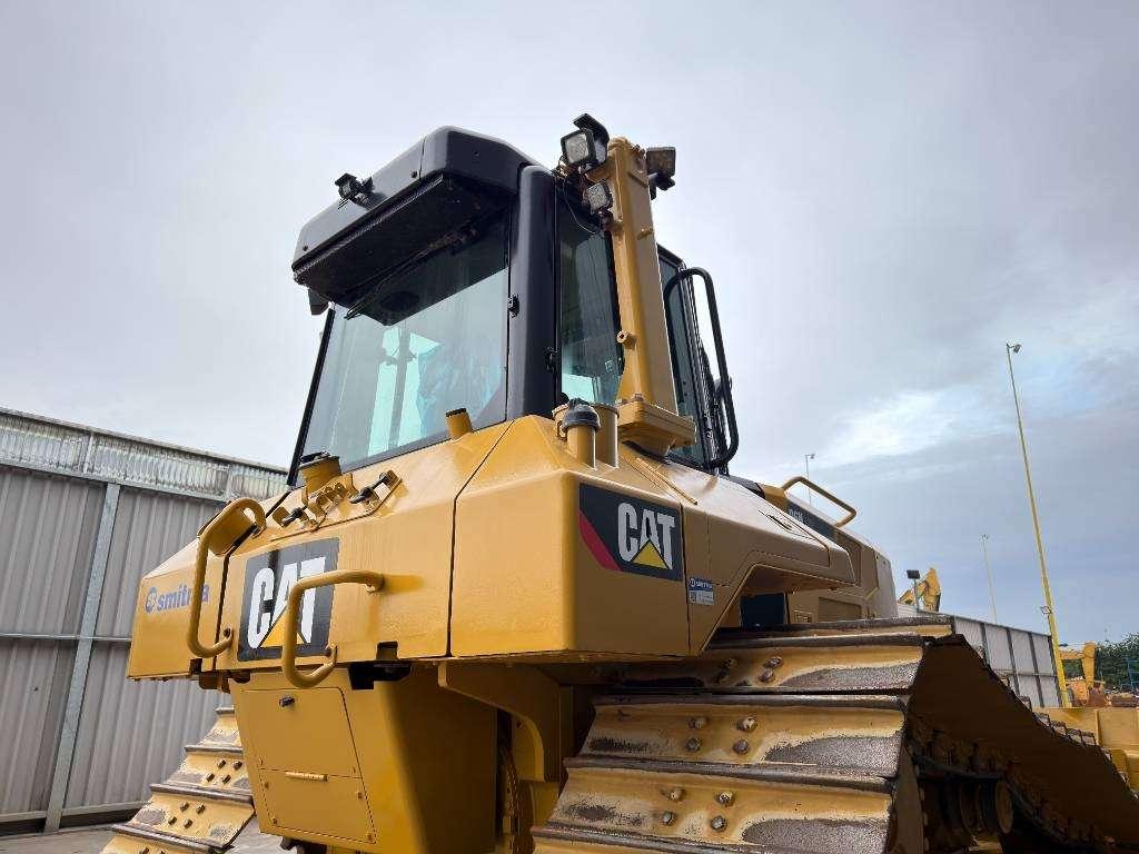 Caterpillar D6N LGP Photo 5
