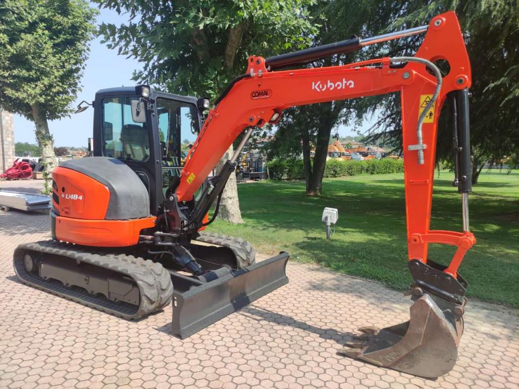 Kubota U48-4 Photo 3