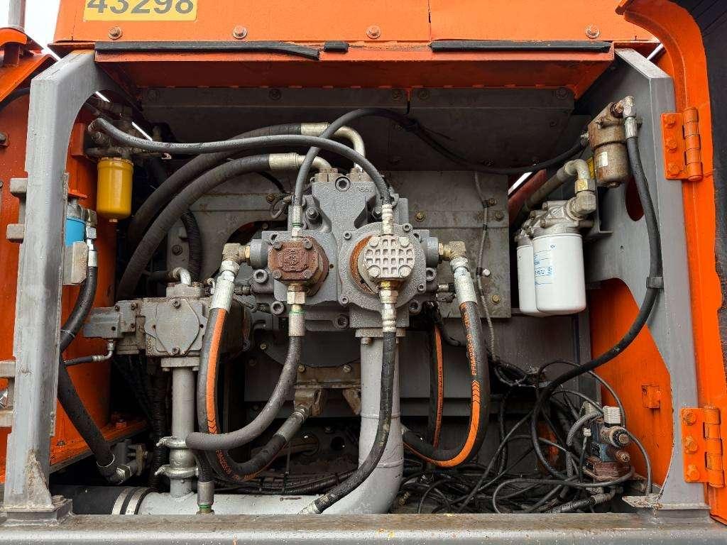 Hitachi ZX470LCH-3 - 24mtr - Rebuild engine Photo 29