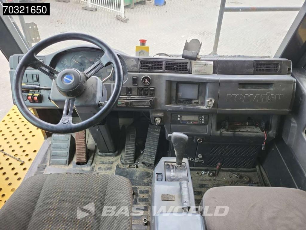 Komatsu HD605 -7E0 Photo 28