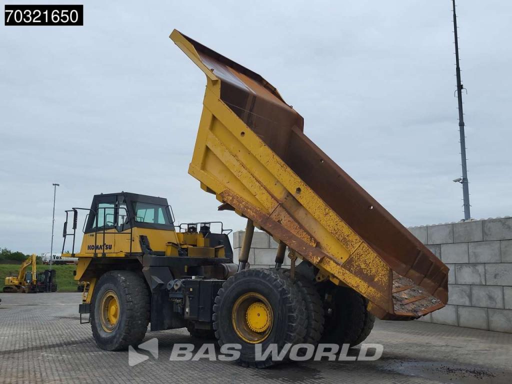 Komatsu HD605 -7E0 Photo 5