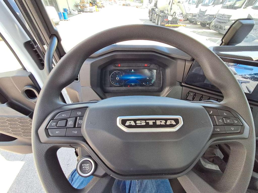 Astra HDX Photo 8