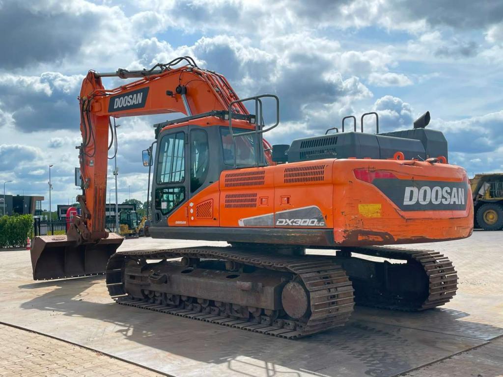 Doosan DX300LC-5 Photo 3