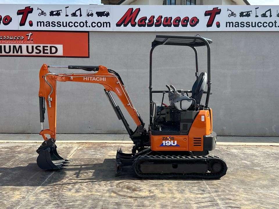 Hitachi ZX19U-5A YLR Photo 2