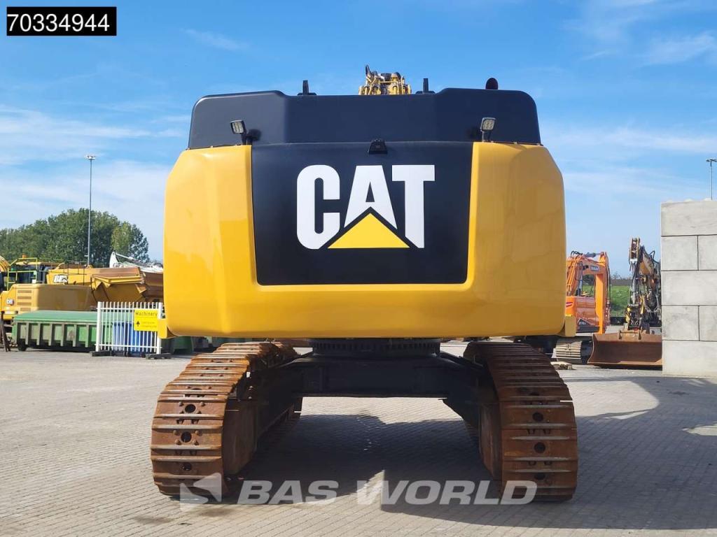 Caterpillar 352 F Photo 3