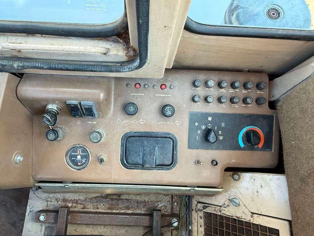 Caterpillar 936F - Automatic Greasing / Airco Photo 11