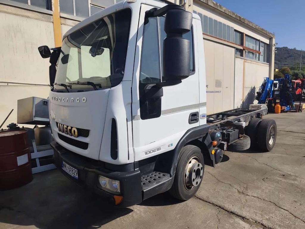 Iveco EUROCARGO 100E18 Photo 16