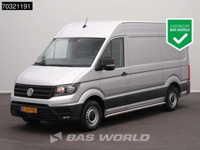 Volkswagen Crafter 140pk Automaat L3H3 Trekhaak Navi Airco Cruise CarPlay Parkeersensoren Euro6 L2H2 A/C Towba en vente par BAS World B.V.