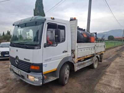Mercedes-Benz MB100.17 en vente par Palcon di Palma Gianni
