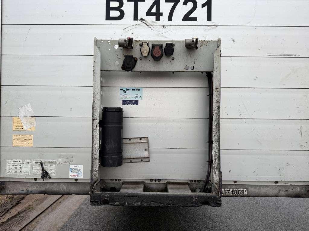 Schmitz Cargobull SCB*S3T Drankentrailer / 3 Axles / Speed Curtain Photo 14