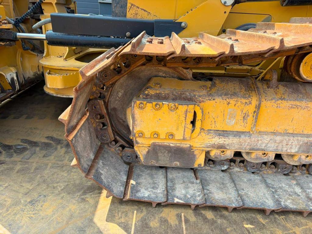Caterpillar D4 LGP 15A (D6K / D6K2) Photo 10