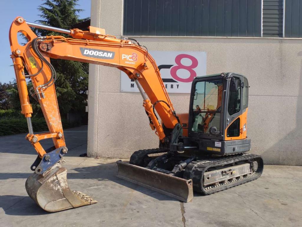 Doosan DX85-3 Photo 3