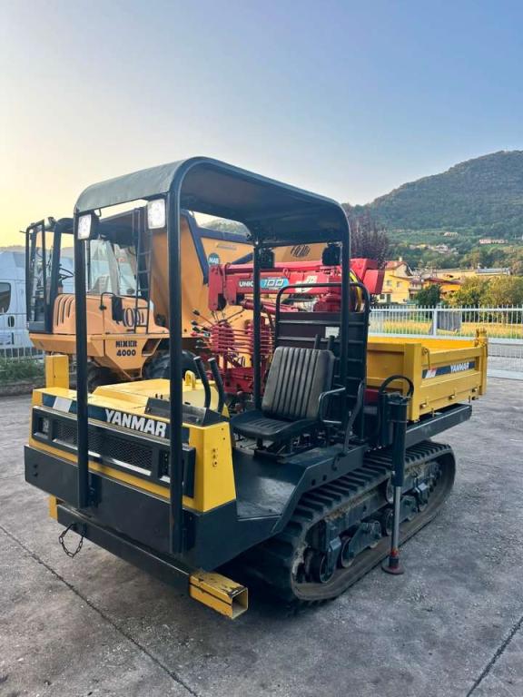 Yanmar C30R Photo 1