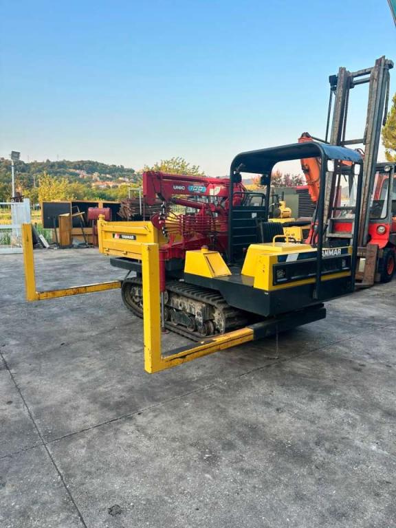 Yanmar C30R Photo 10