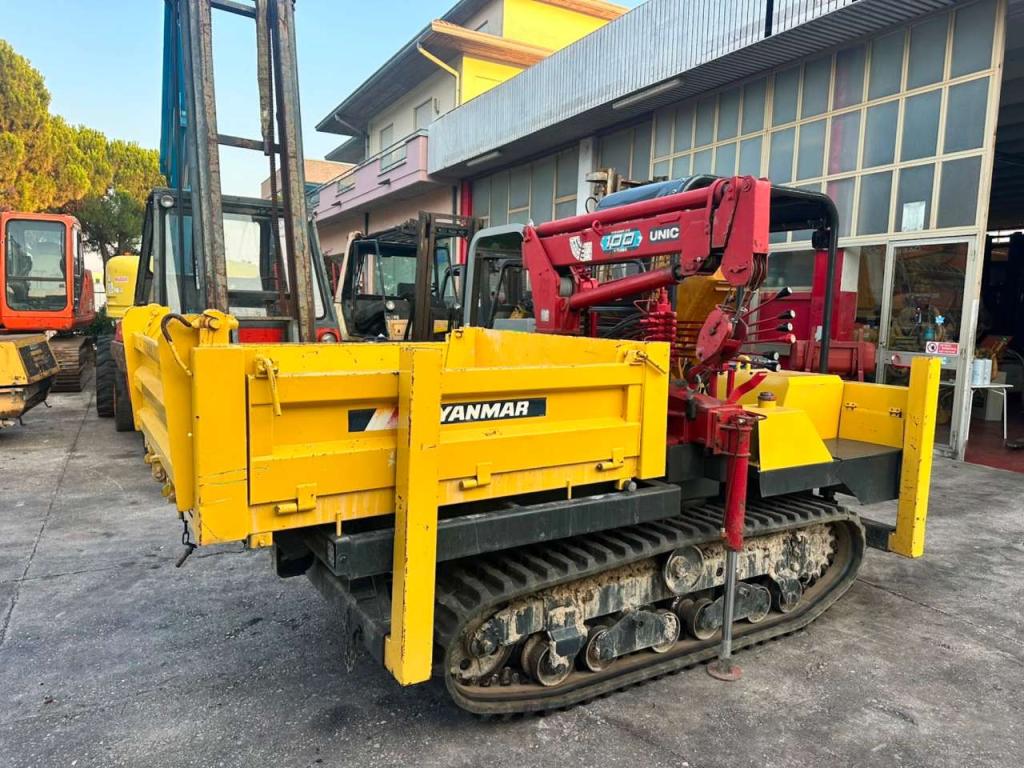 Yanmar C30R Photo 4