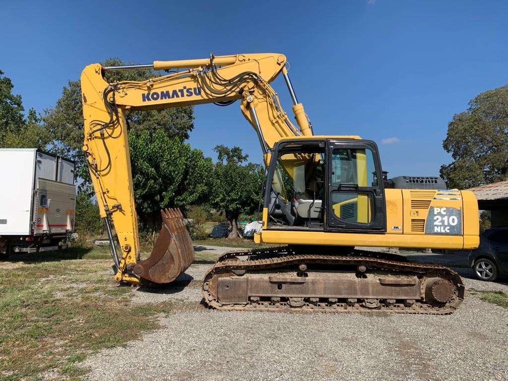 Komatsu PC210NLC-8K Photo 1