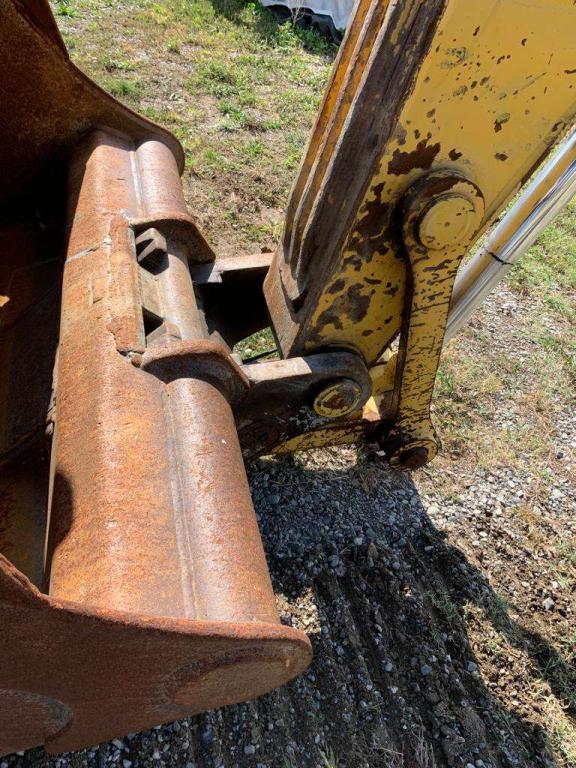 Komatsu PC210NLC-8K Photo 4