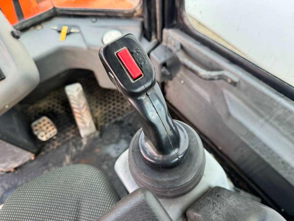 Schaeff ZL110 - Forks + Bucket / Quick Coupler Photo 10