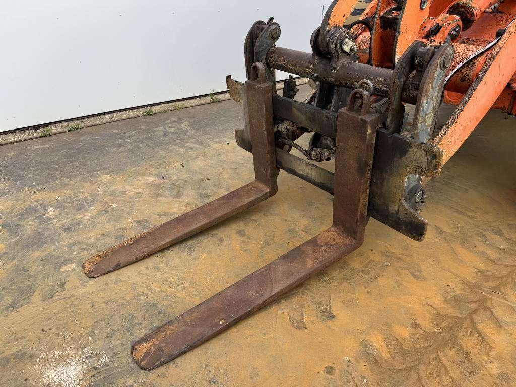 Schaeff ZL110 - Forks + Bucket / Quick Coupler Photo 16