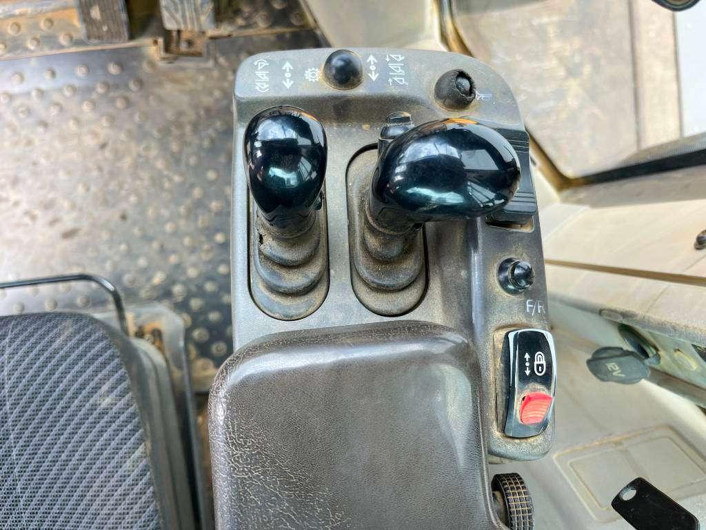 Volvo L180H German Machine / Automatic Greasing / Camera Photo 9