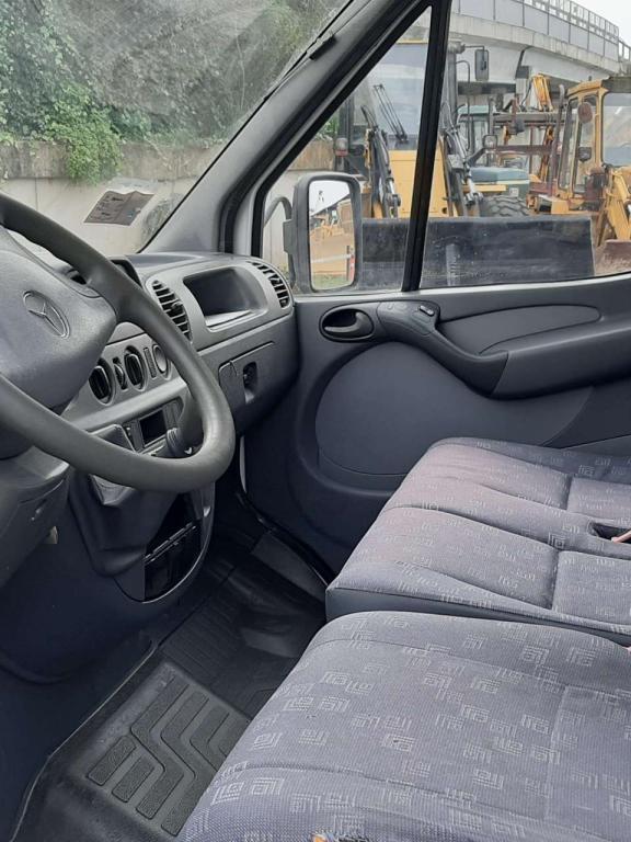 Mercedes-Benz 311 CDI Photo 4