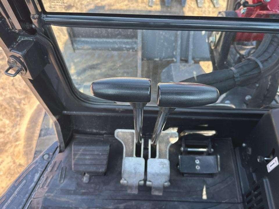 Yanmar VIO50-6B Photo 17