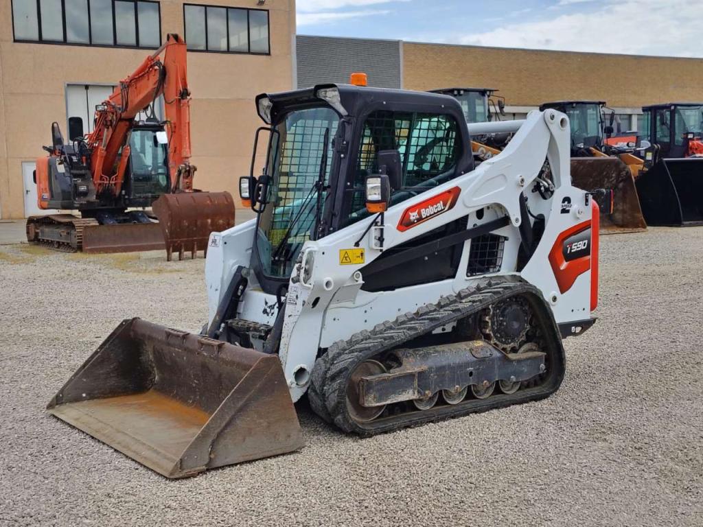 Bobcat T 590 Photo 2