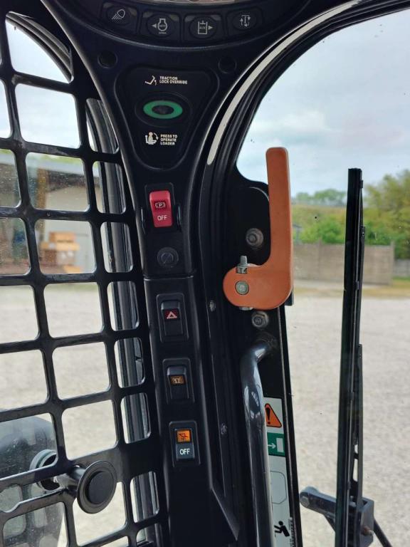 Bobcat T 590 Photo 21