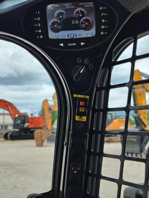 Bobcat T 590 Photo 22