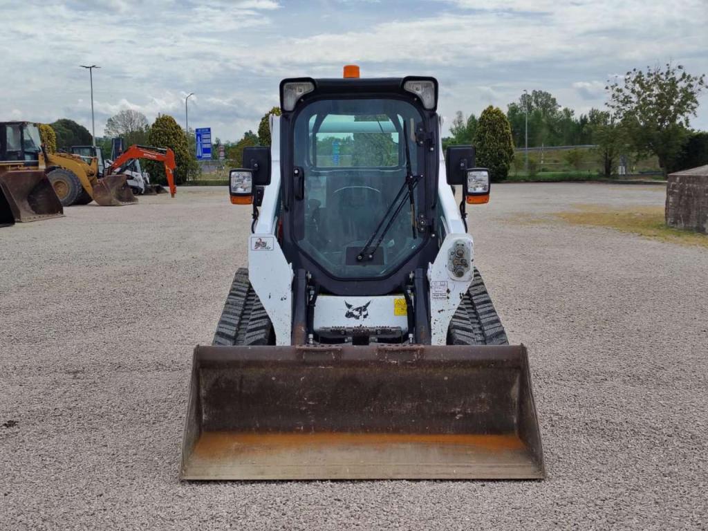 Bobcat T 590 Photo 8