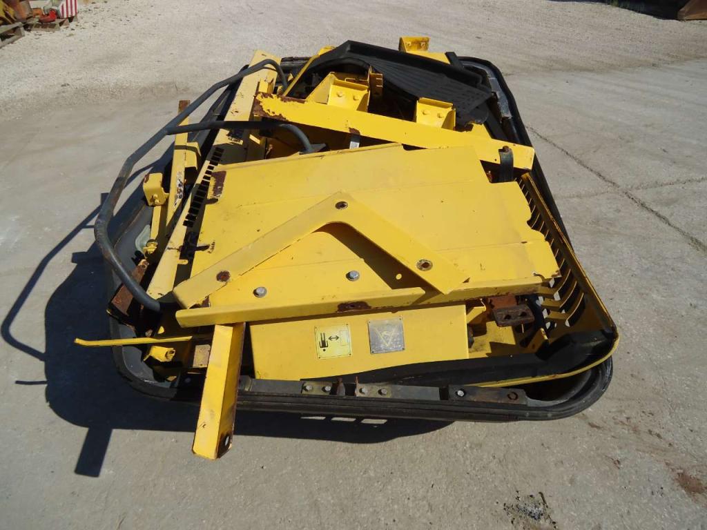 Capot et panneau de carrosserie pour New Holland 385B Photo 3