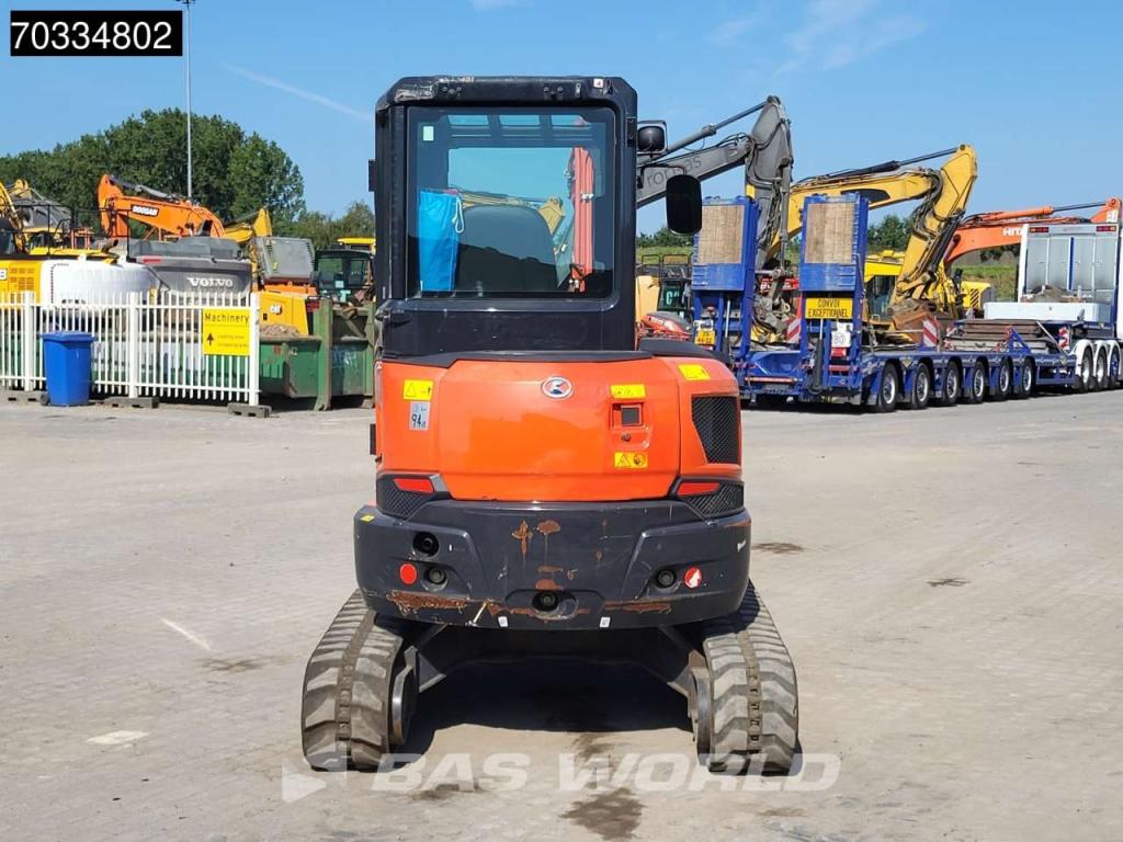 Kubota U36 -4 3 Buckets Photo 6