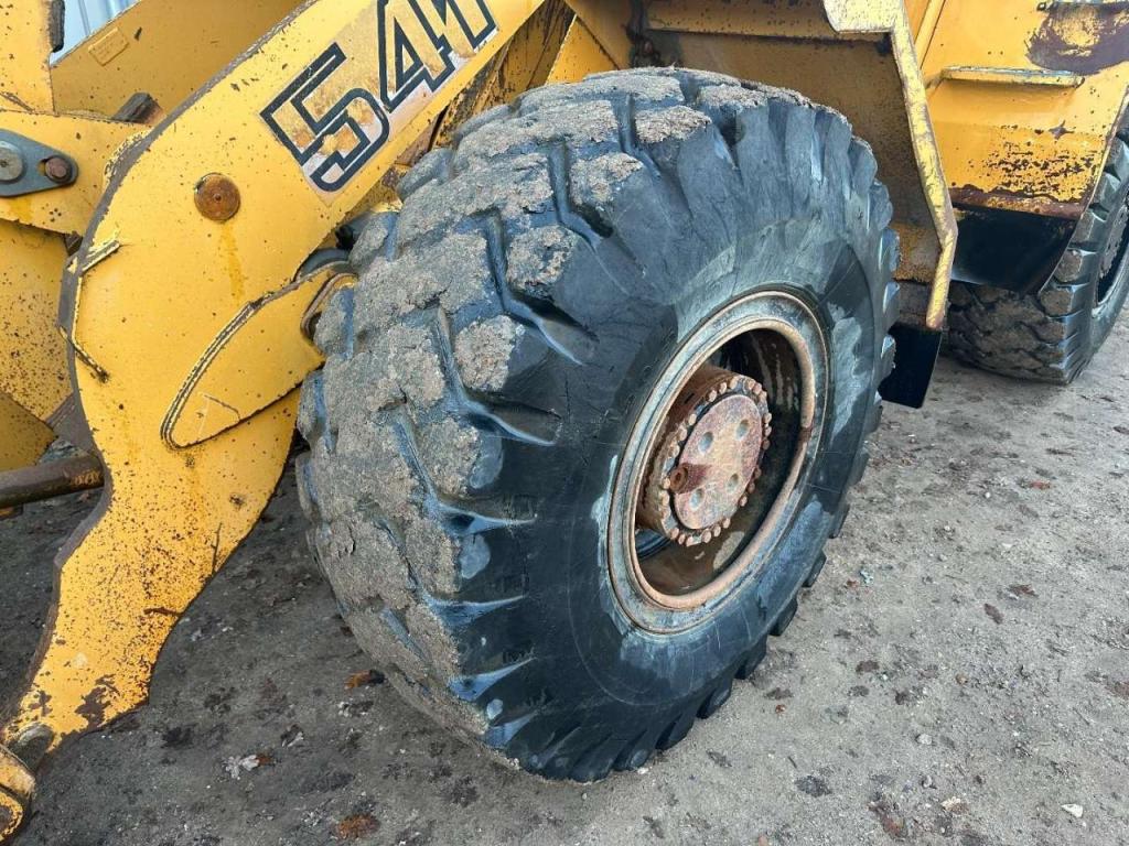 Liebherr L541 Included spare wheels Photo 10