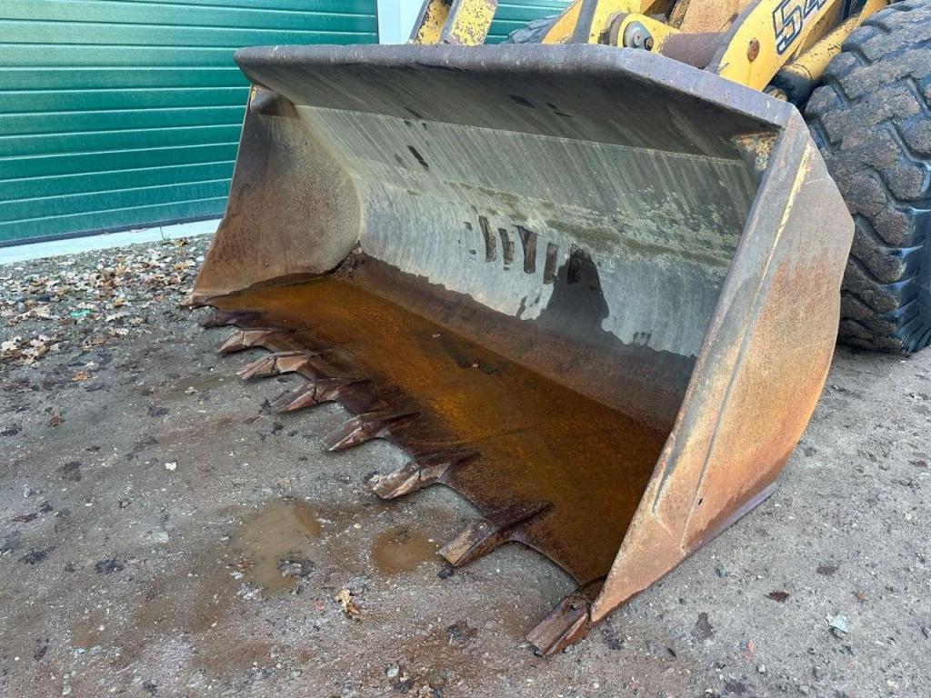 Liebherr L541 Included spare wheels Photo 17