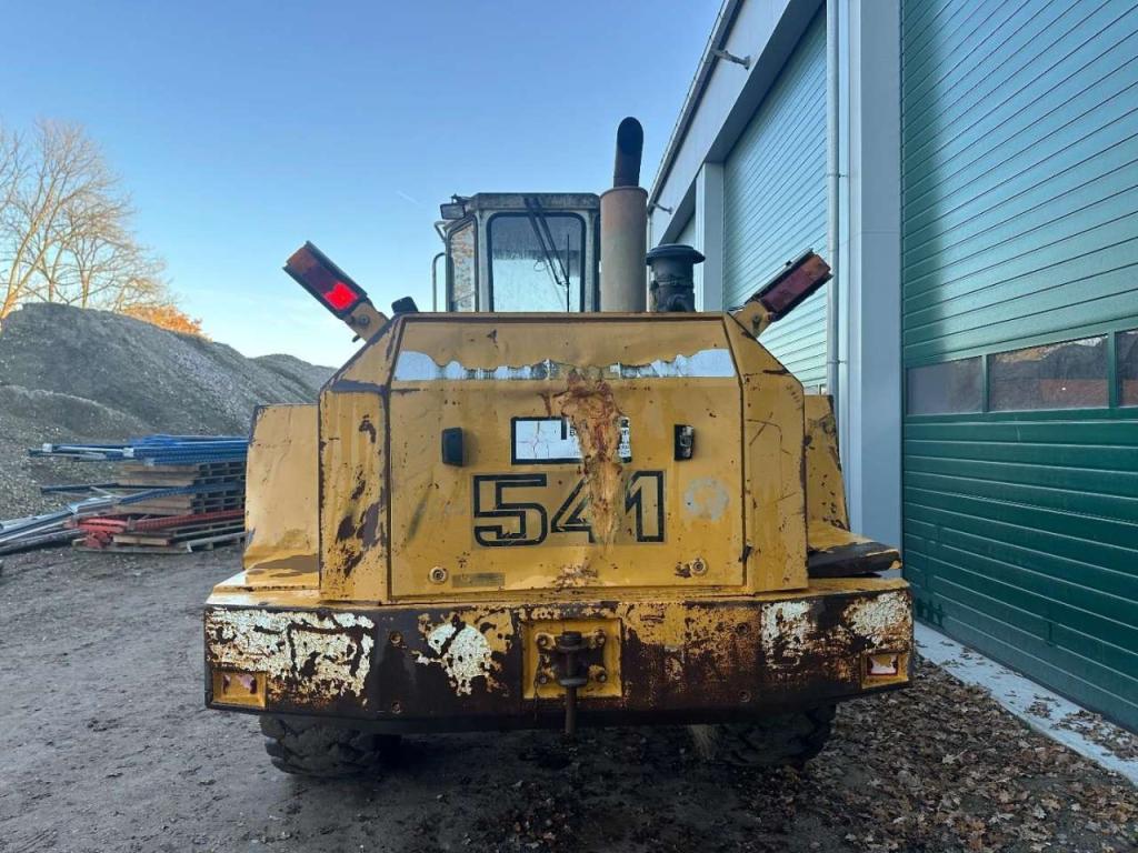 Liebherr L541 Included spare wheels Photo 8