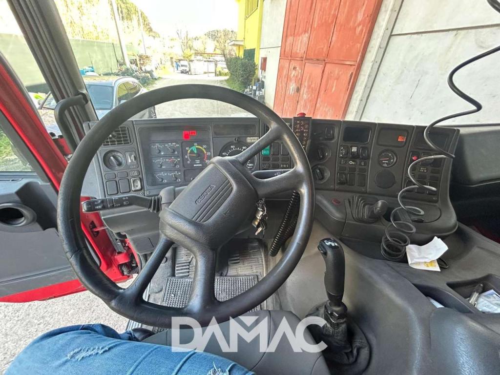 Scania 420 Photo 14