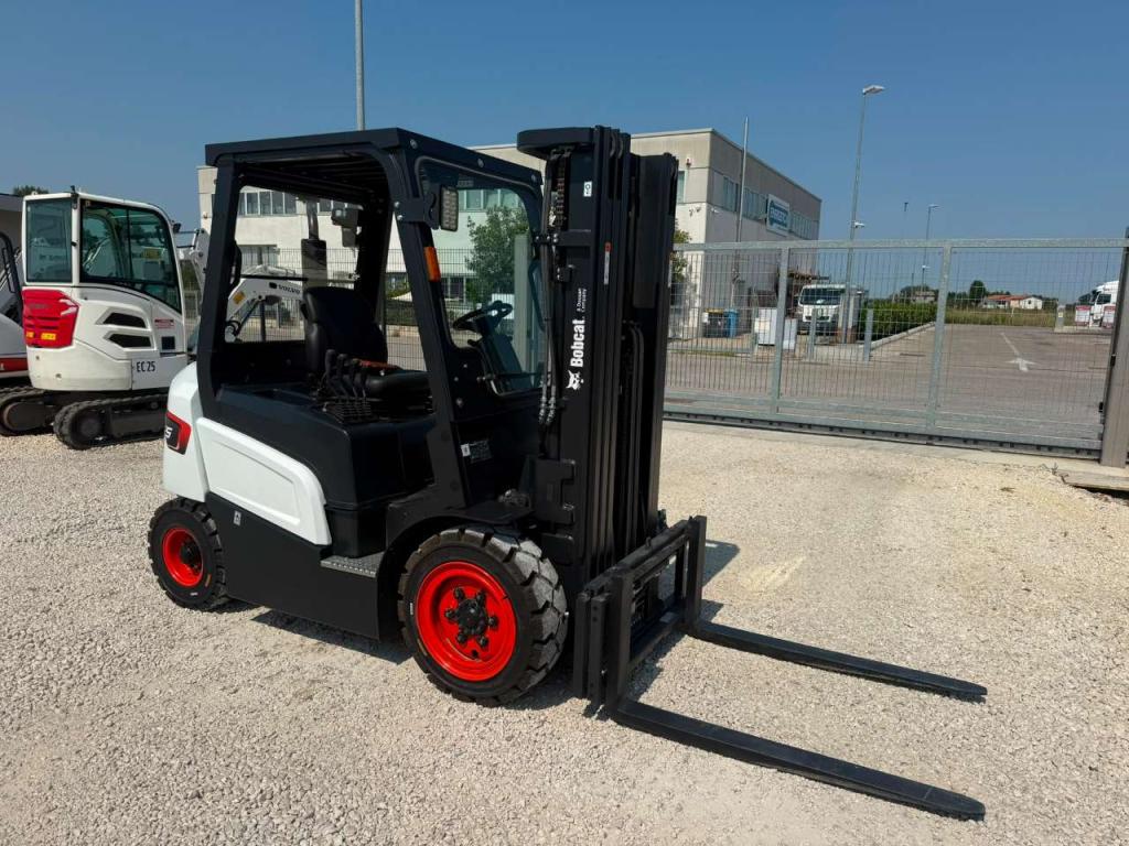 Bobcat D25NXP NUOVO Photo 3