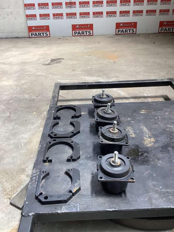 Base de cabine pour Hitachi ZX135US-7 Photo 2