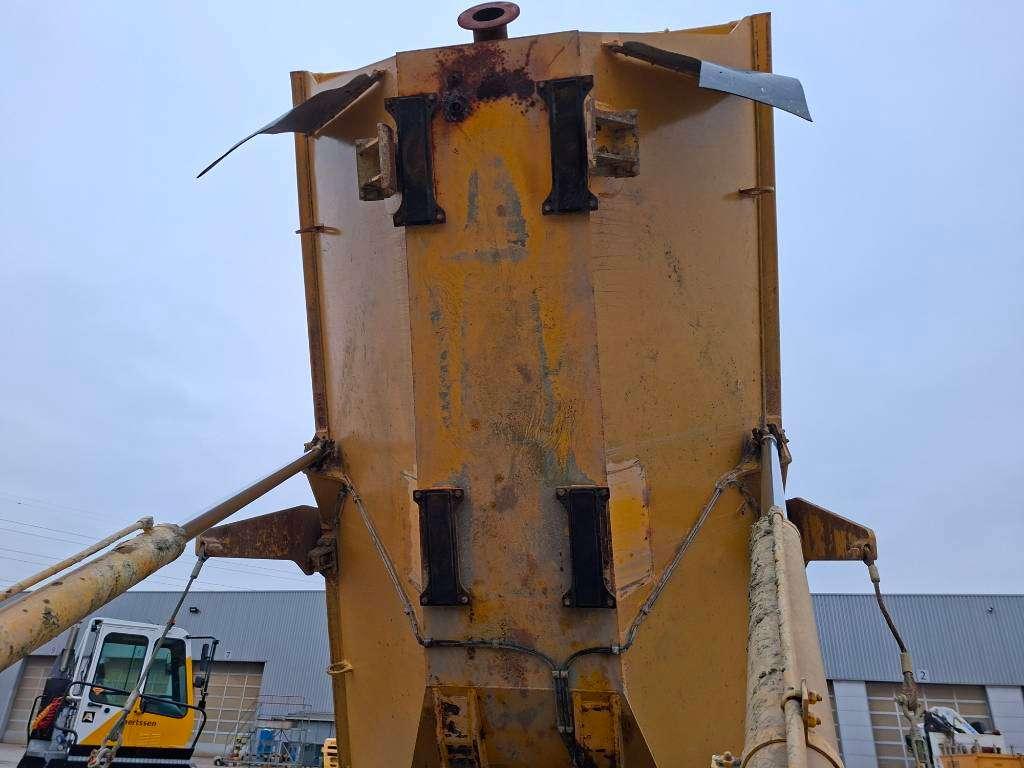 Komatsu HM300-3 Photo 24